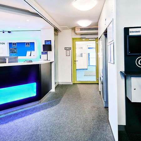B&B Hotel Hannover-ラッツェン エクステリア 写真
