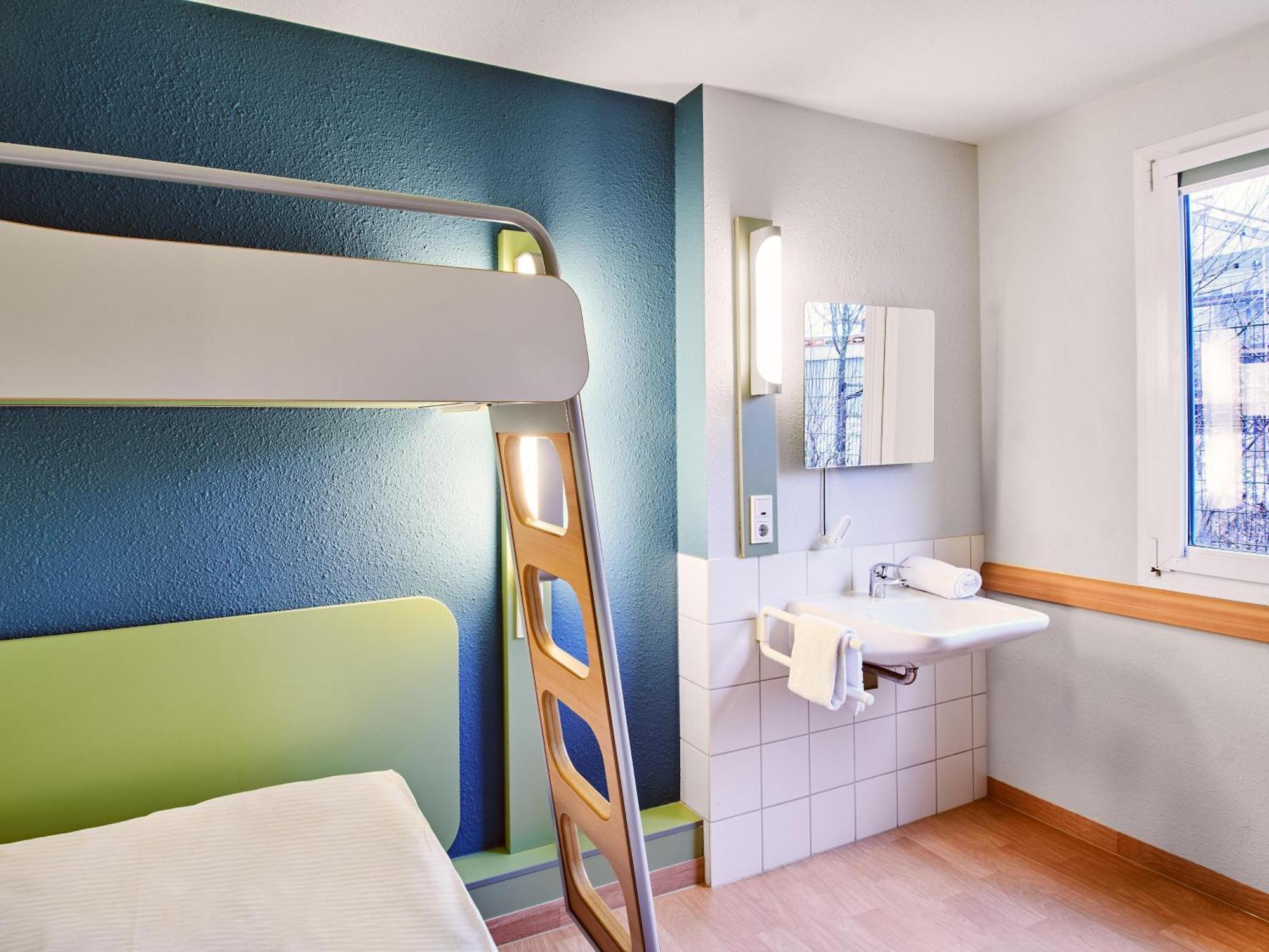 B&B Hotel Hannover-ラッツェン エクステリア 写真