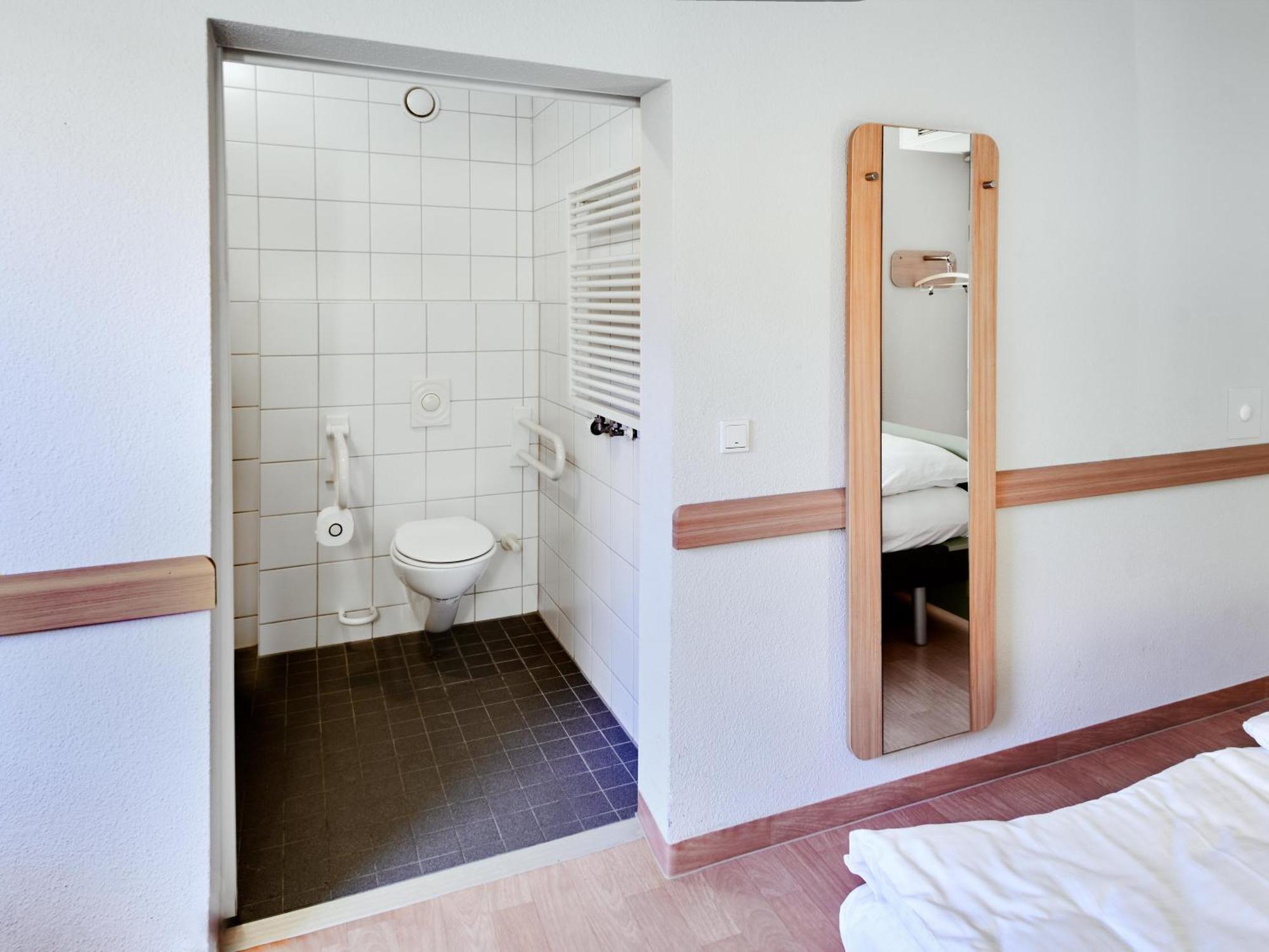 B&B Hotel Hannover-ラッツェン エクステリア 写真