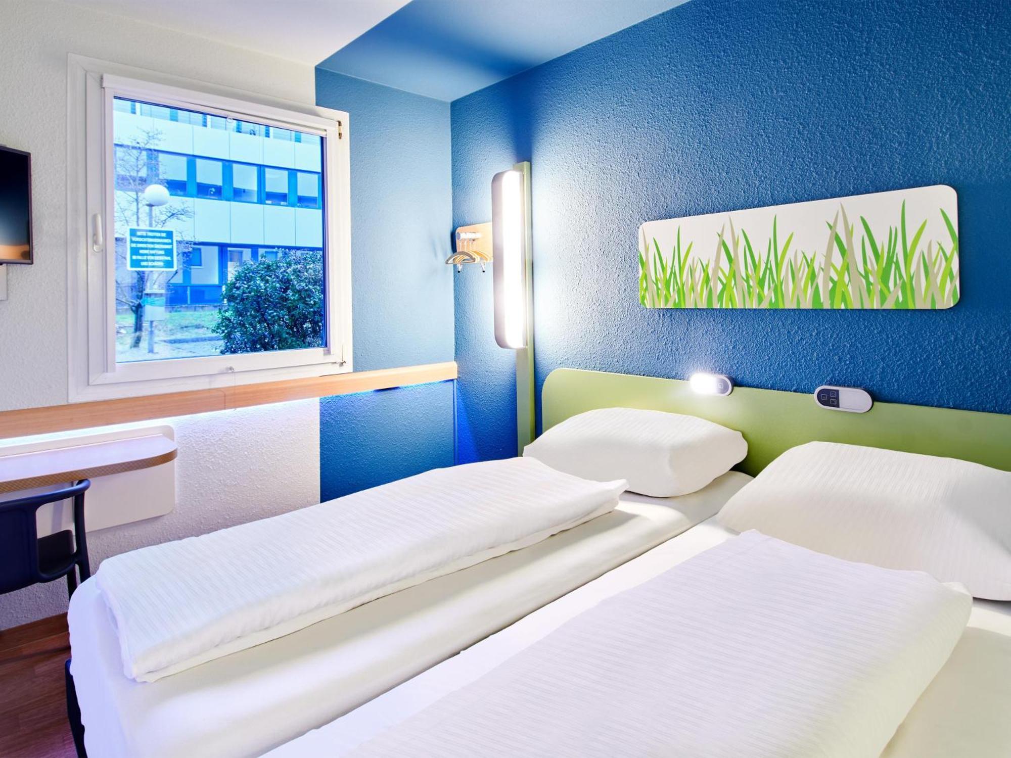 B&B Hotel Hannover-ラッツェン エクステリア 写真